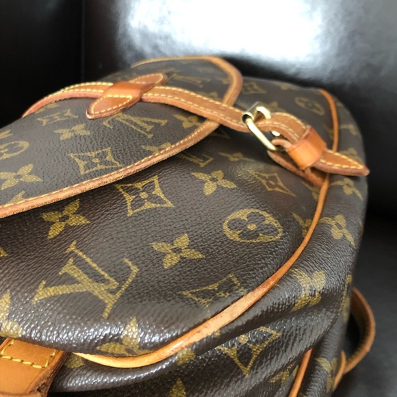Vintage Louis Vuitton Saumur 30 - Picture 9 of 14